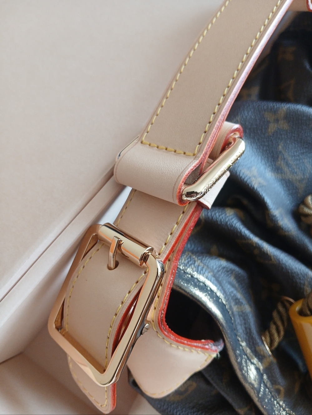 Louis Vuitton Kalahari Monogram - Picture 3 of 11